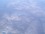 Wieczna zmarzlina nad polnocna Syberia - ok 10 km nad Ziemia z okna Boeinga japonskich linii ANA
